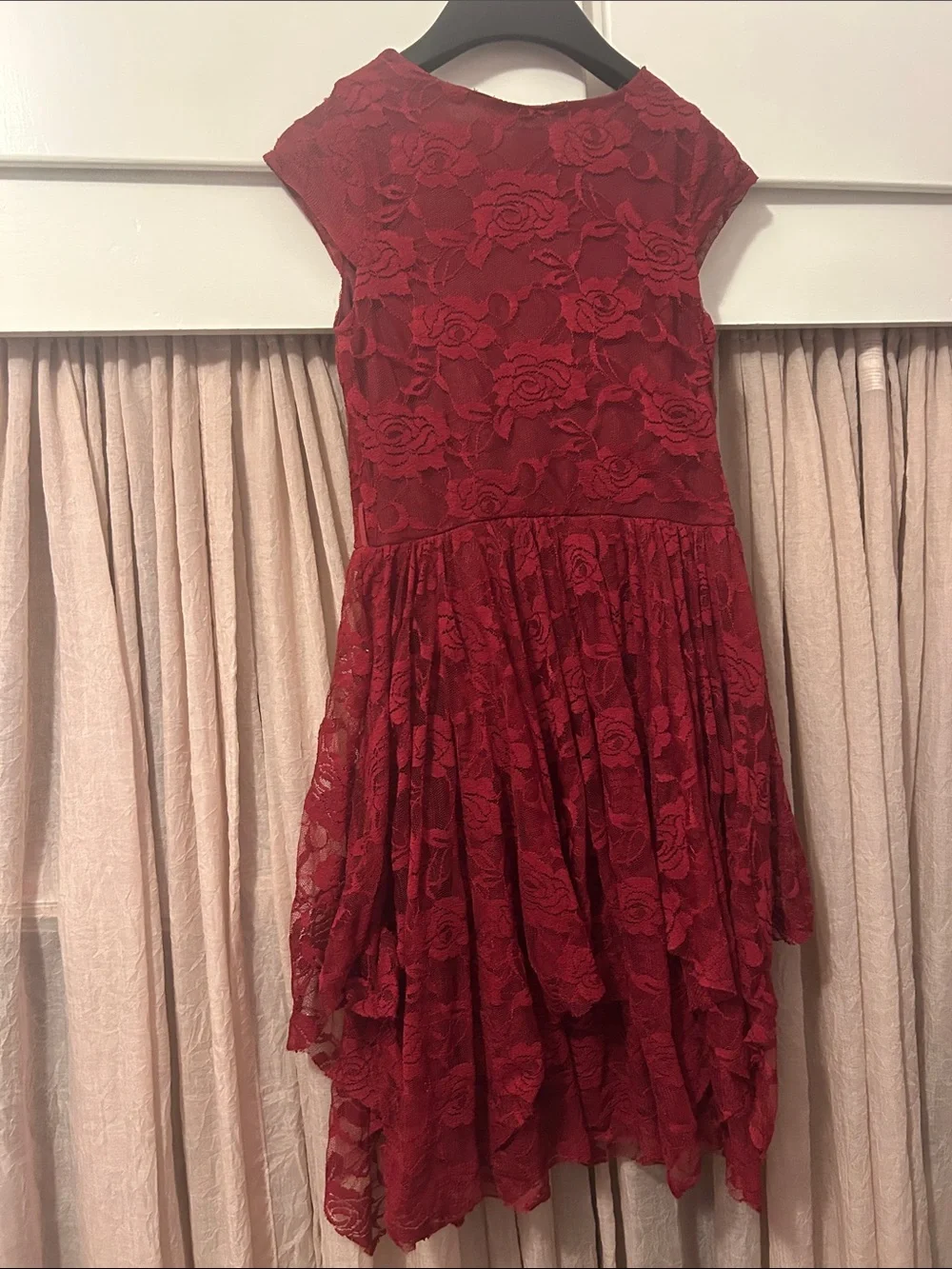 Girls' Elegant Burgundy Lace Layered Party Dress